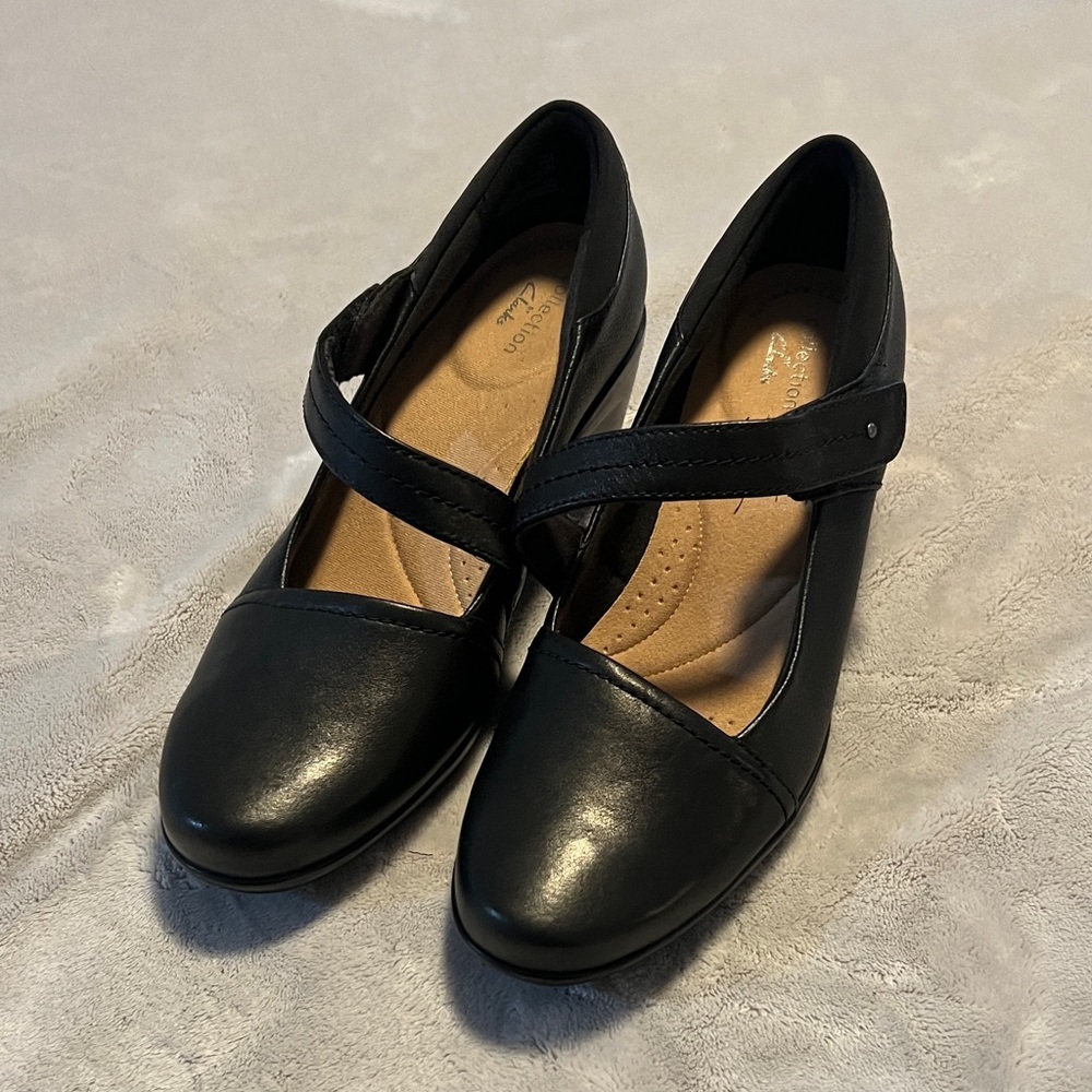 Clarks Black Mary Jane Flats